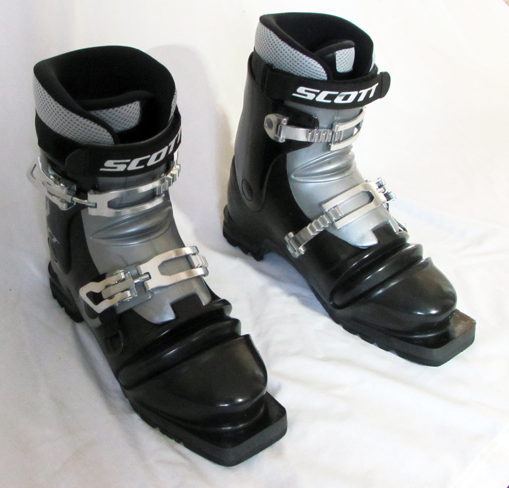 Scott_Teleboots27_1.jpg